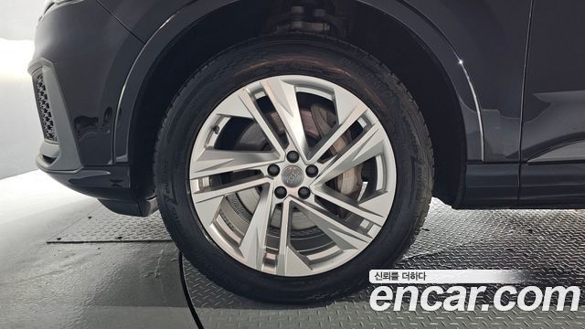 Audi Q7 из Кореи Encar