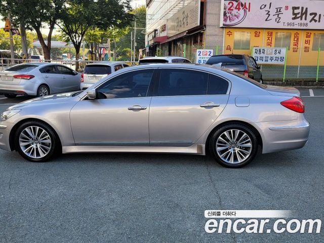 Hyundai Genesis из Кореи Encar