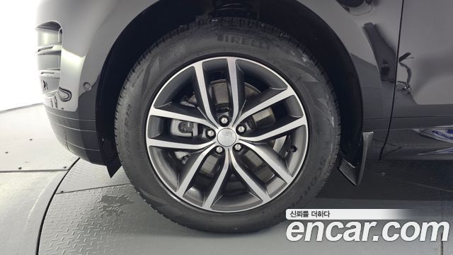 Land Rover Range Rover Evoque P250 Dynamic SE — пробег 1 536 км