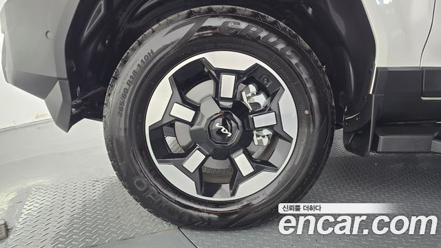 Kia Tasman 2.5T Gasoline 4WD Extreme — пробег 8 801 км