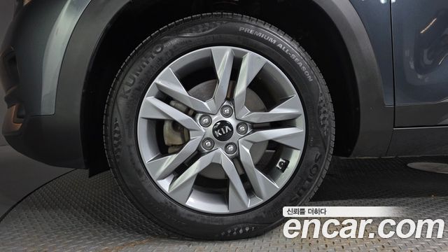 Kia Seltos из Кореи Encar