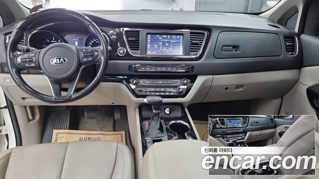 Kia Carnival из Кореи Encar