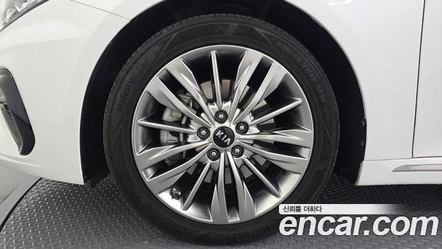 Kia K5 из Кореи Encar