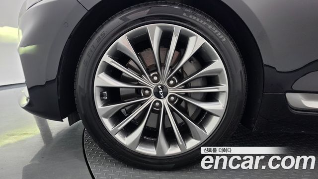 Kia K9 из Кореи Encar