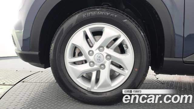 Hyundai Venue из Кореи Encar