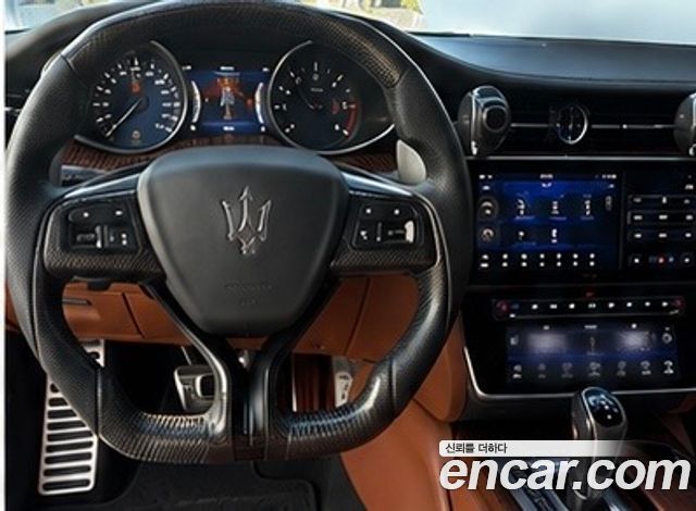 Maserati Quattroporte из Кореи Encar