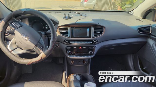 Hyundai Ioniq из Кореи Encar