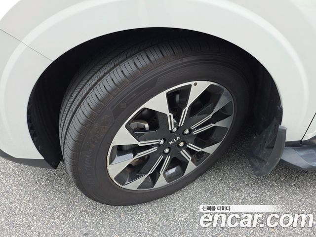 Kia Carnival Diesel 9-Seater Noblesse — пробег 108 000 км — фото 5 из 5