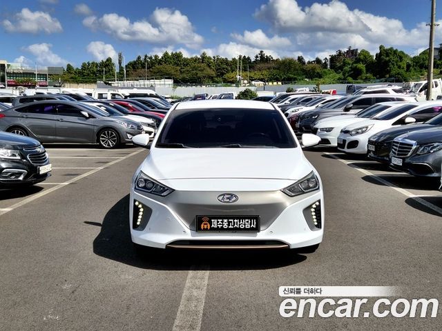Hyundai Ioniq Q — пробег 123 000 км — фото 5 из 5