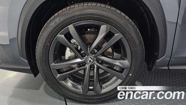Lexus NX из Кореи Encar
