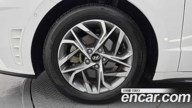 Hyundai Sonata 2.0 Premium Plus — пробег 61 779 км — фото 5 из 5
