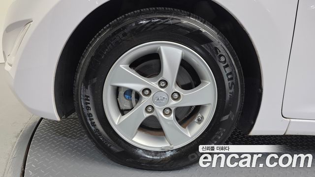 Hyundai AVANTE 1.6 GDi Smart Standard — пробег 64 896 км — фото 5 из 5