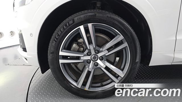 Volvo XC60 из Кореи Encar