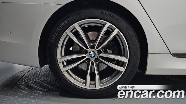 BMW 7-Series из Кореи Encar