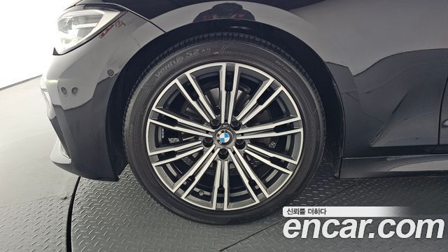 BMW 3-Series из Кореи Encar