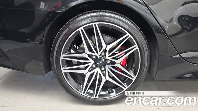 Kia Stinger из Кореи Encar