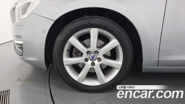 Volvo S60 из Кореи Encar
