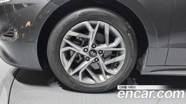 Hyundai Sonata 2.0 Premium Family — пробег 114 352 км — фото 5 из 5