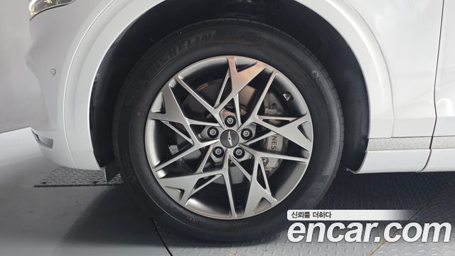 Genesis GV70 2.5T Gasoline AWD — пробег 31 302 км — фото 5 из 5