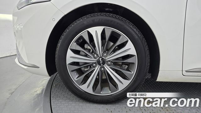 Kia K8 из Кореи Encar