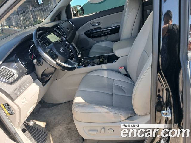 Kia Carnival 7-seater Limousine President — пробег 131 600 км — фото 5 из 5