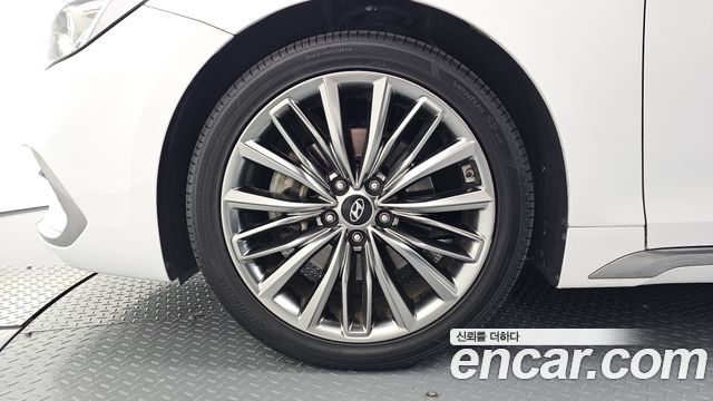 Hyundai Grandeur из Кореи Encar