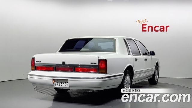 Lincoln Town Car из Кореи Encar