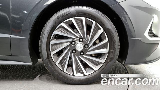 Hyundai Sonata Premium Millennial — пробег 60 630 км
