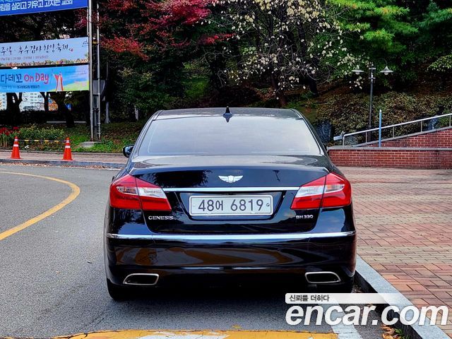 Hyundai Genesis BH330 Premium Standard — пробег 134 083 км