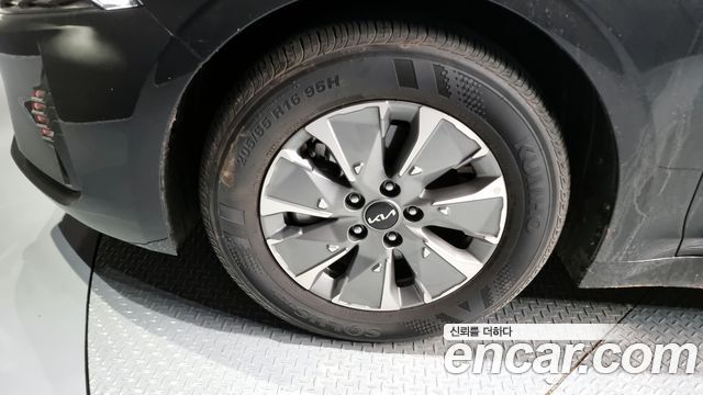 Kia K5 Trendy — пробег 18 658 км