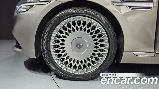 Genesis G90 3.8 AWD Premium Luxury — пробег 83 888 км