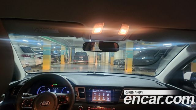 Kia Niro Taxi — пробег 261 500 км