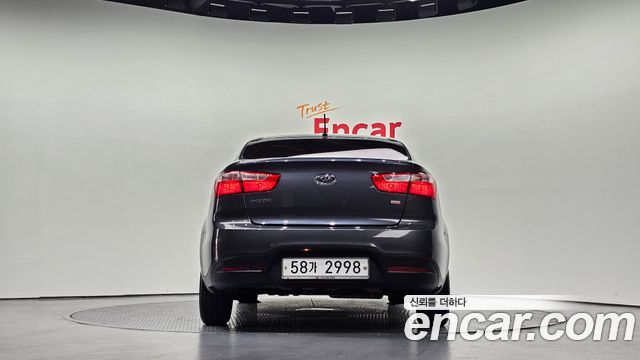 Kia pride 1.6 GDI Sedan Luxury — пробег 36 958 км