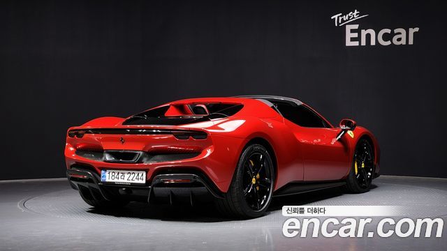 Ferrari 296 из Кореи Encar