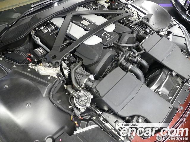 Astonmartin Vantage 5.2 V12 Final Edition — пробег 3 500 км