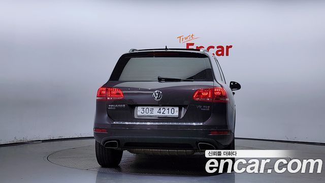 Volkswagen Touareg V6 3.0 TDI Bluemotion 7P5 — пробег 89 193 км