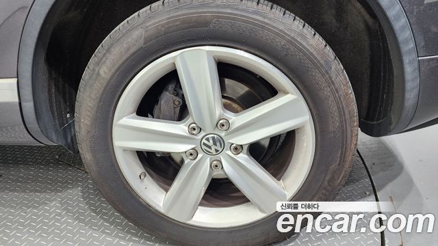 Volkswagen Touareg V6 3.0 TDI Bluemotion 7P5 — пробег 89 193 км