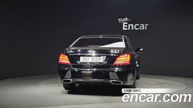 Hyundai Equus из Кореи Encar