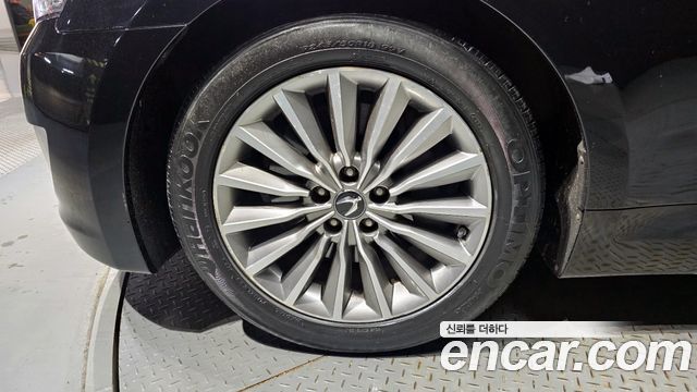 Hyundai Equus из Кореи Encar