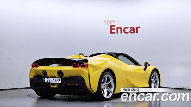 Ferrari SF90 из Кореи Encar