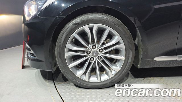 Hyundai Genesis из Кореи Encar