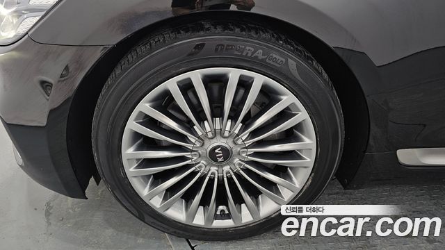 Kia K9 3.8 GDI AWD PlatinumⅢ — пробег 96 194 км