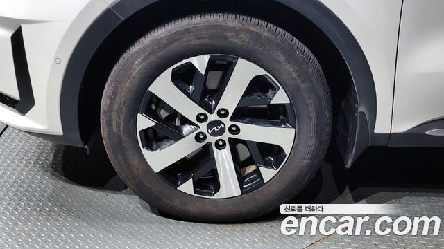 Kia Sorento Gasoline 2.5T 2WD Signature — пробег 51 326 км