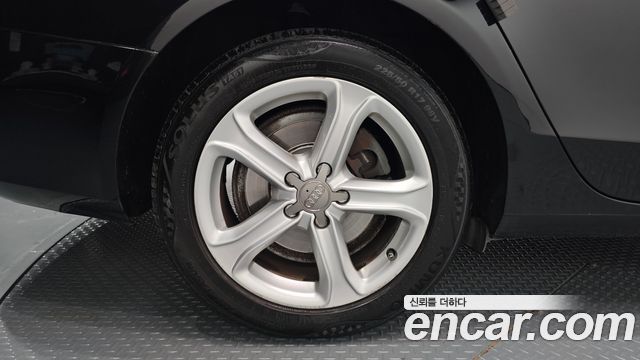 Audi A4 из Кореи Encar