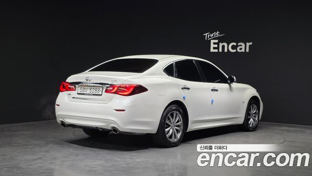 Infiniti Q70 из Кореи Encar