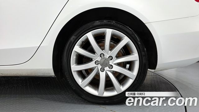 Audi A4 из Кореи Encar