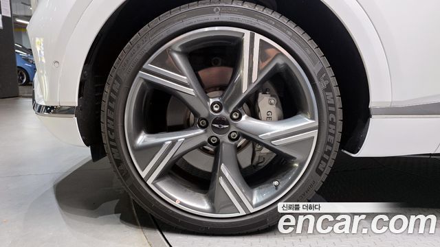 Genesis GV80 из Кореи Encar