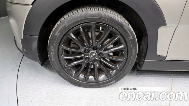 Mini Clubman Standard 2nd — пробег 116 913 км