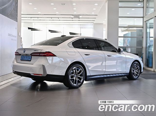 BMW i5 из Кореи Encar