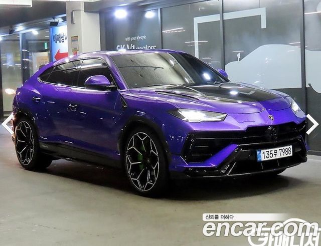 Lamborghini Urus из Кореи Encar